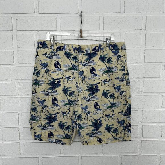 CHAPS Shorts All Over Print Marlins Boats Palm Trees Yellow Mens 36 Hawaiian - Picture 2 of 8
